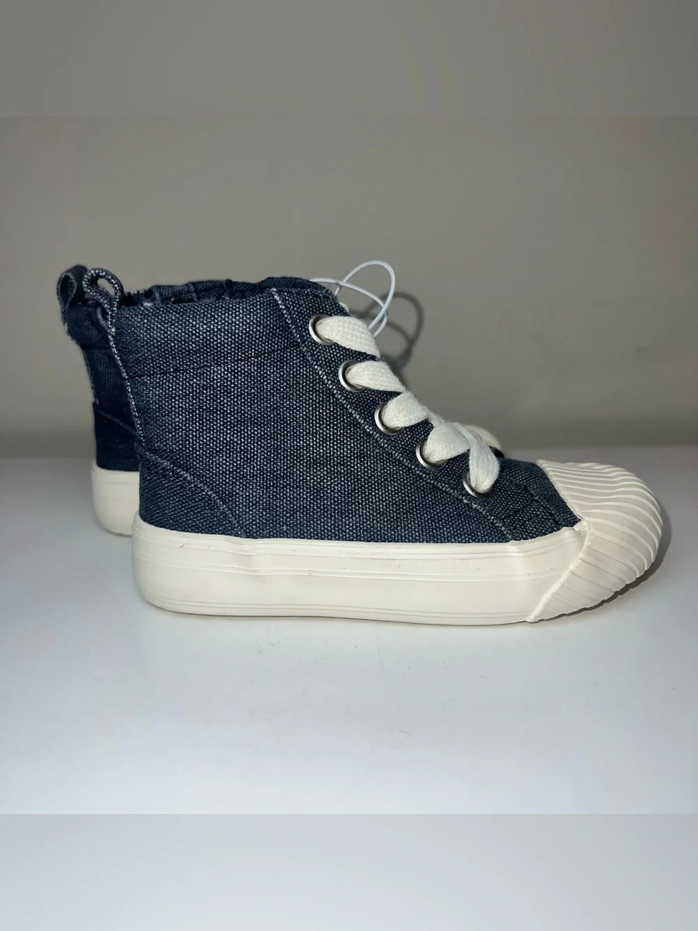 Target Cat & Jack Navy and White High-Top Kids Sneakers